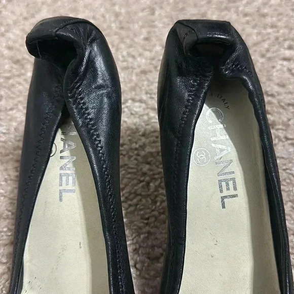 Chanel - Picture 3 of 8